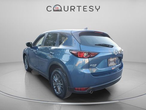 Used 2017 MAZDA CX-5 Touring w/ Preferred Equipment Package image 2