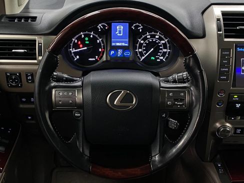 Used 2016 Lexus GX 460 w/ Premium Package AWD/4WD image 16