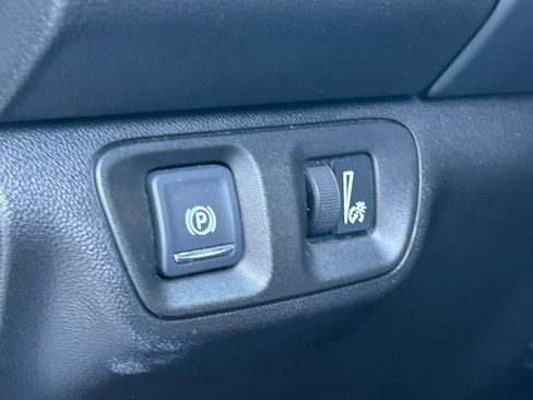 Used 2023 GMC Acadia SLT image 69