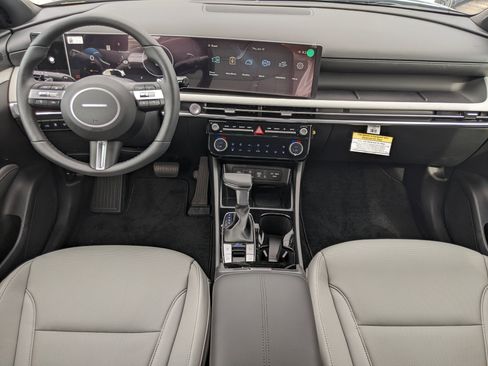 New 2025 Hyundai Santa Cruz Limited image 13