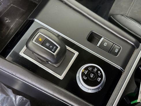 Used 2022 Mitsubishi Outlander SE image 20