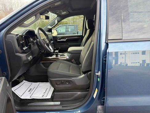 New 2026 GMC Sierra 1500 Elevation w/ Preferred Package image 13