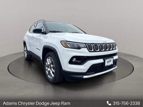 Used 2025 Jeep Compass Limited AWD/4WD image 1