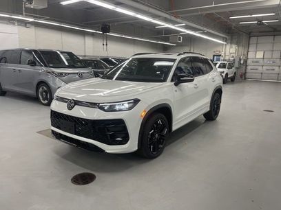 New 2026 Volkswagen Tiguan SE R-Line