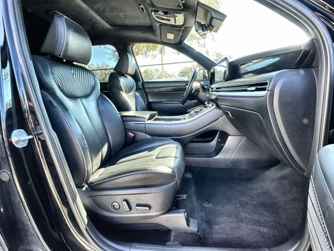 Used 2024 Hyundai Palisade Calligraphy image 14