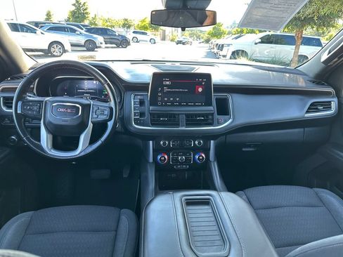 Used 2023 GMC Yukon XL SLE w/ Gmc Pro Safety Plus Package RWD image 32