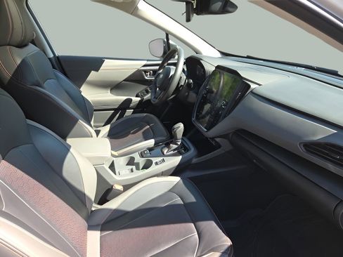 Certified 2024 Subaru Crosstrek 2.5i Limited w/ Crosstrek Mirror Package image 10