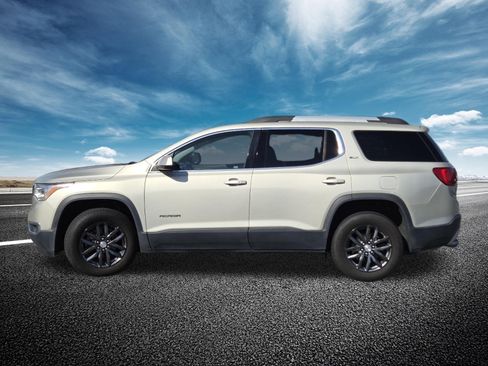 Used 2017 GMC Acadia SLT FWD image 16