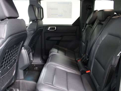 New 2025 Ford Bronco Big Bend w/ Black Diamond Package image 21