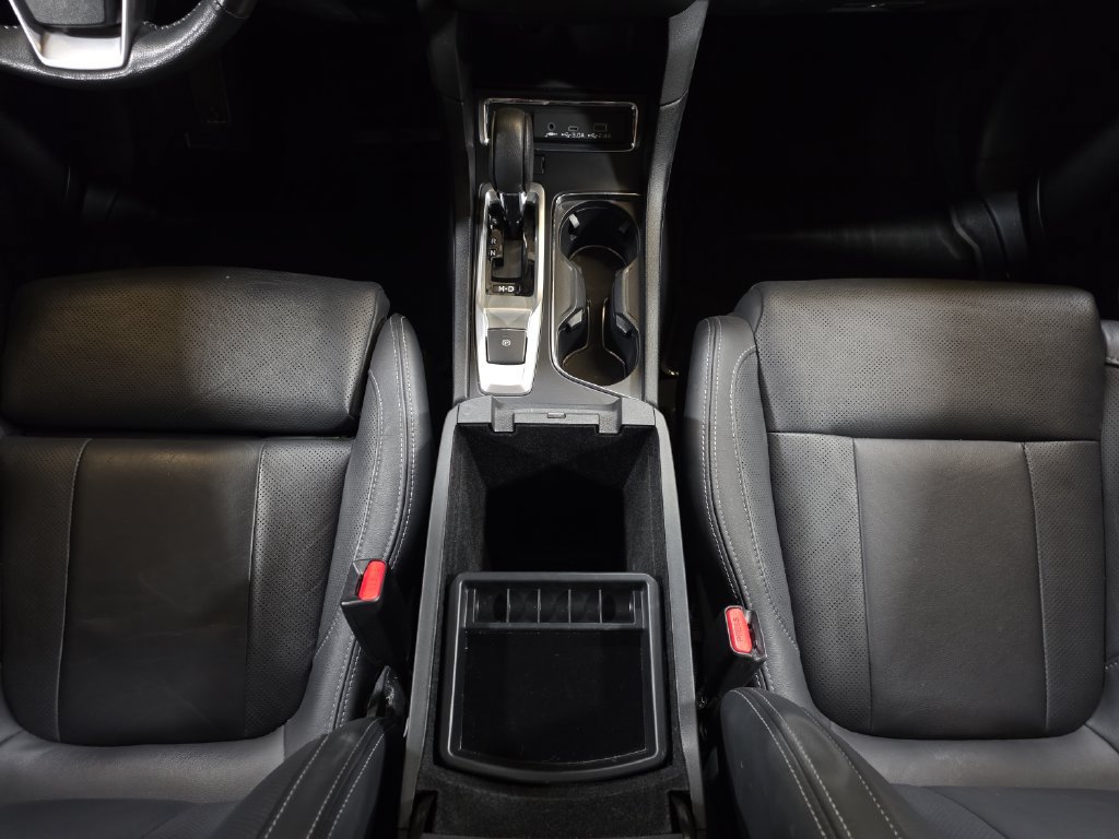 Used 2024 Subaru Ascent Limited AWD/4WD image 18