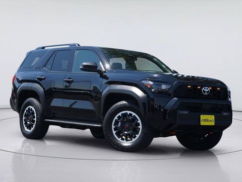 Used 2025 Toyota 4Runner TRD Off-Road AWD/4WD image 2