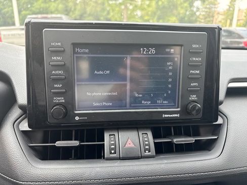 Used 2021 Toyota RAV4 XLE Premium AWD/4WD image 16
