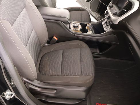 Used 2023 GMC Acadia SLE w/ Driver Convenience Package FWD image 14