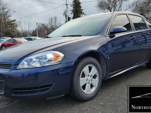 Used 2009 Chevrolet Impala LT FWD image 4