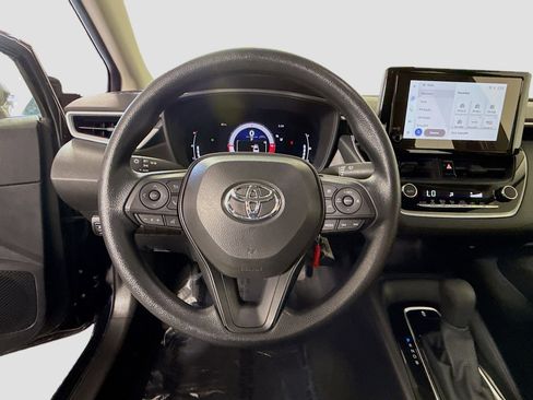 Used 2026 Toyota Corolla LE FWD image 13
