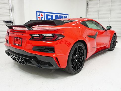 New 2026 Chevrolet Corvette Z06 w/ Z07 Performance Package image 5