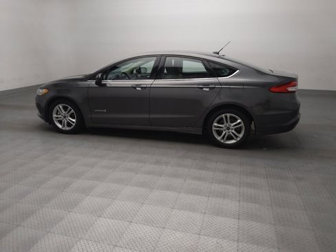 Used 2018 Ford Fusion S image 3