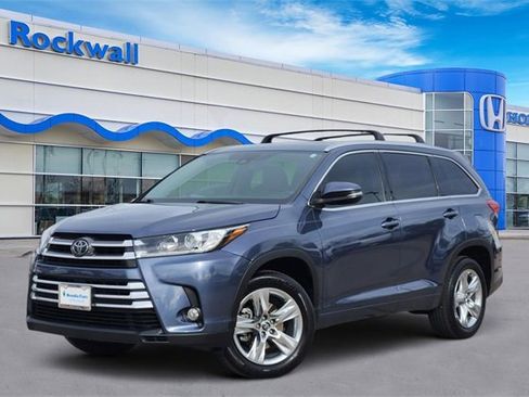 Used 2018 Toyota Highlander Limited image 1