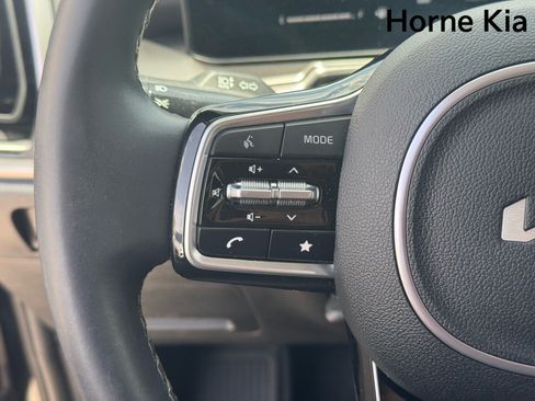 Certified 2024 Kia Sorento S w/ Panoramic Sunroof Package FWD image 19