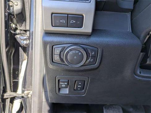 Certified 2019 Ford F150 Lariat image 17