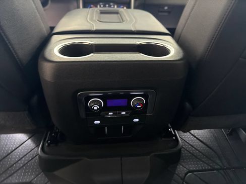 Used 2021 Chevrolet Tahoe Z71 AWD/4WD image 17