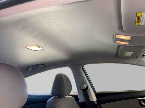 Used 2014 Hyundai Elantra SE FWD image 12