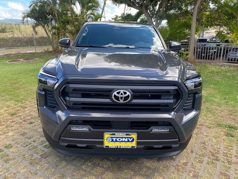 Used 2024 Toyota Tacoma SR5 image 19