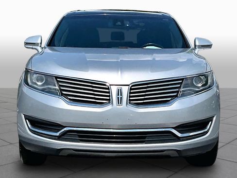 Used 2016 Lincoln MKX Select w/ Select Plus Package AWD/4WD image 4