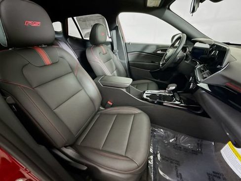 New 2026 Chevrolet Trax RS w/ Sunroof Package FWD image 29
