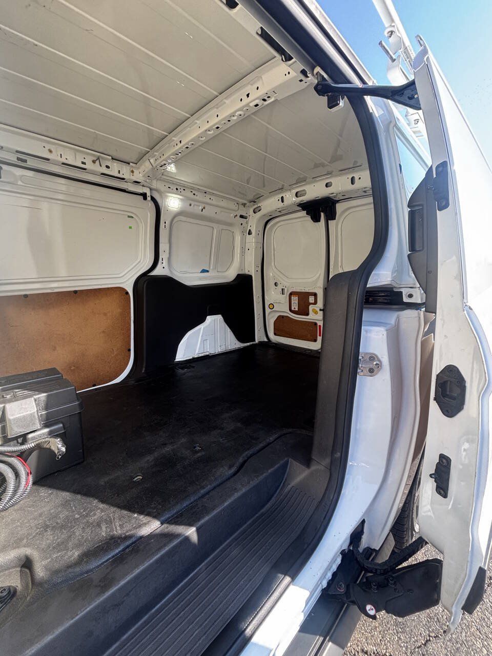 Used 2015 Ford Transit Connect XL FWD image 11