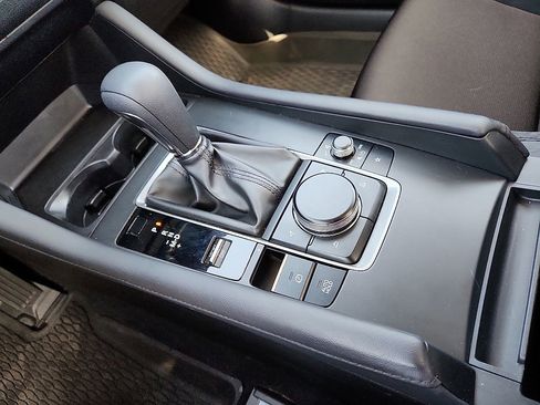 Used 2024 MAZDA MAZDA3 s image 12