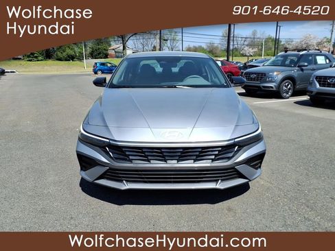New 2026 Hyundai Elantra Sport FWD image 8