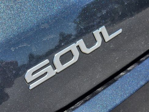New 2025 Kia Soul S image 8