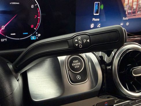 Used 2026 Mercedes-Benz GLB 250 image 16