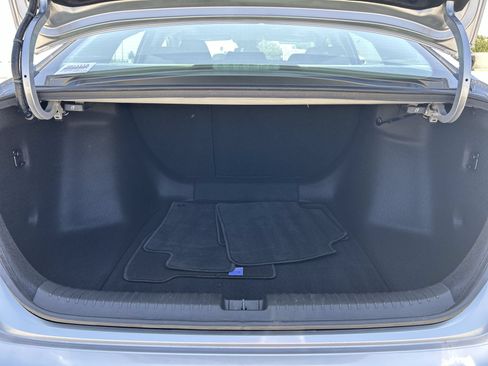 Certified 2023 Honda Accord EX image 21