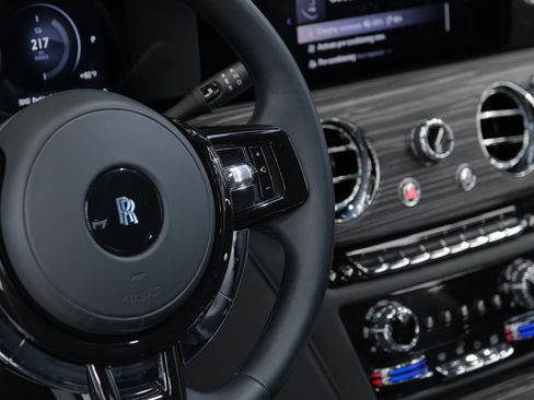 Used 2024 Rolls-Royce Spectre w/ Spectre Launch Package AWD/4WD image 31