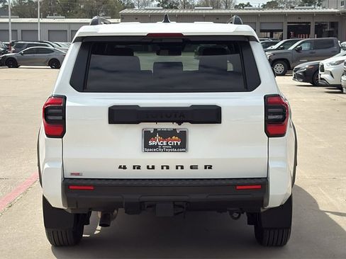 Used 2025 Toyota 4Runner SR5 image 4