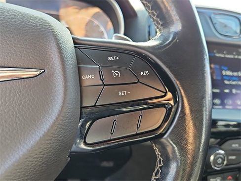 Used 2021 Chrysler 300 S image 23