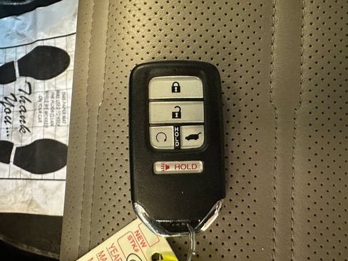 Used 2022 Honda CR-V EX-L image 17