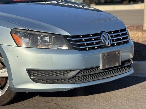 Used 2012 Volkswagen Passat TDI SE image 3