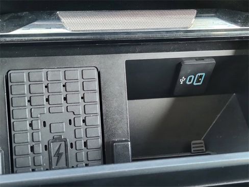 Certified 2025 Ford F250 Lariat w/ Chrome Package image 29