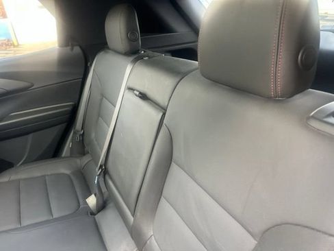 Used 2025 Chevrolet TrailBlazer RS w/ Convenience Package AWD/4WD image 9