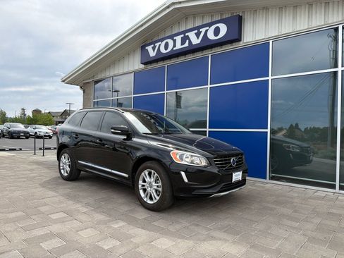 Used 2015 Volvo XC60 T5 FWD image 1