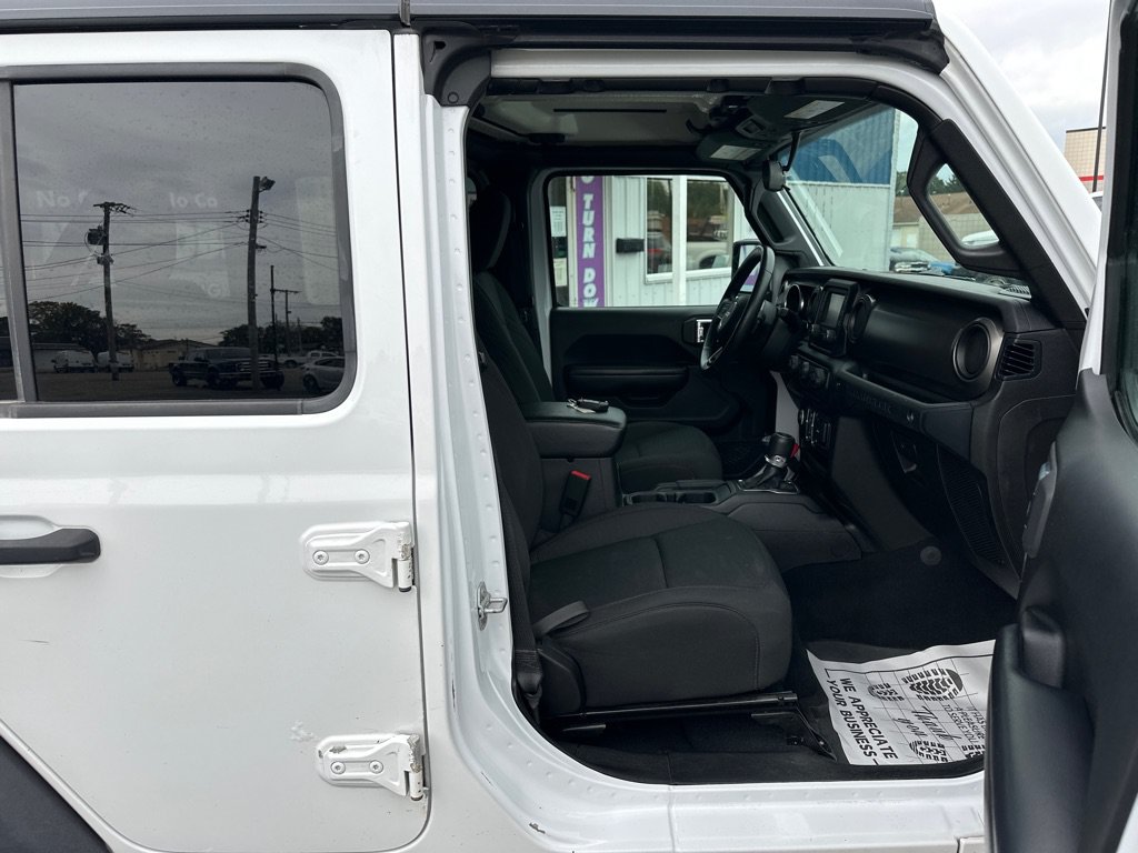 Used 2019 Jeep Wrangler Unlimited Sport S AWD/4WD image 22