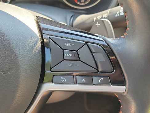 Used 2023 Nissan Altima 2.5 SR w/ SR Premium Package FWD image 14