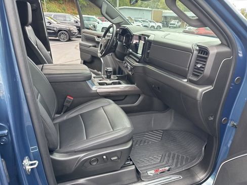Certified 2024 Chevrolet Silverado 1500 LTZ image 17