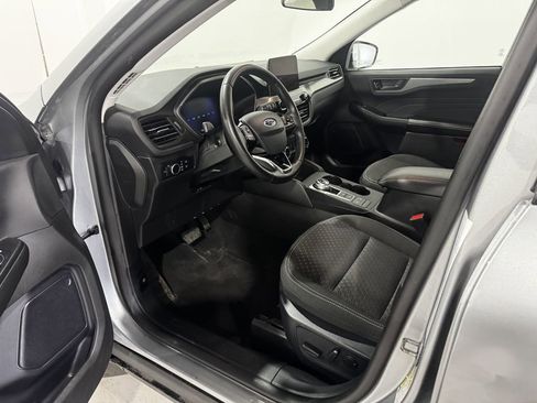 Used 2024 Ford Escape Active AWD/4WD image 16
