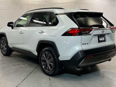 Certified 2025 Toyota RAV4 Limited w/ Advanced Technology Package AWD/4WD image 3