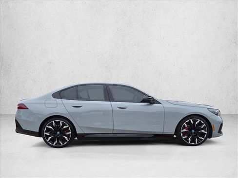 Used 2024 BMW i5 M60 w/ Premium Package AWD/4WD image 4