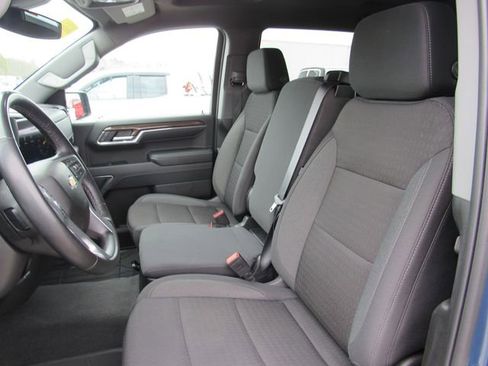 Used 2024 Chevrolet Silverado 1500 LT image 16